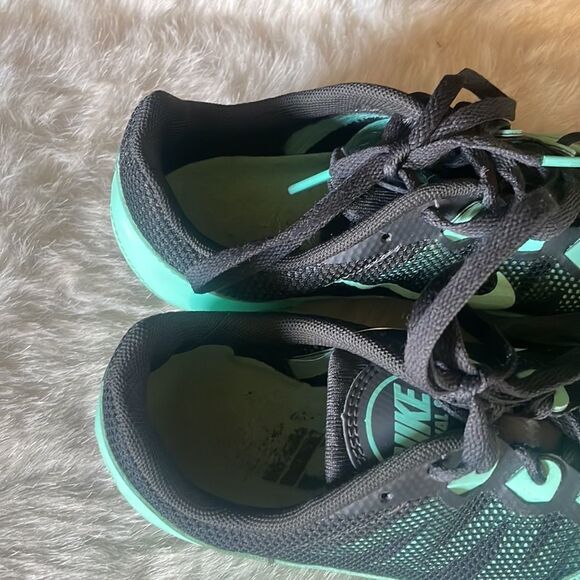 Nike shoes 7.5 (4075) - Picture 7 of 9